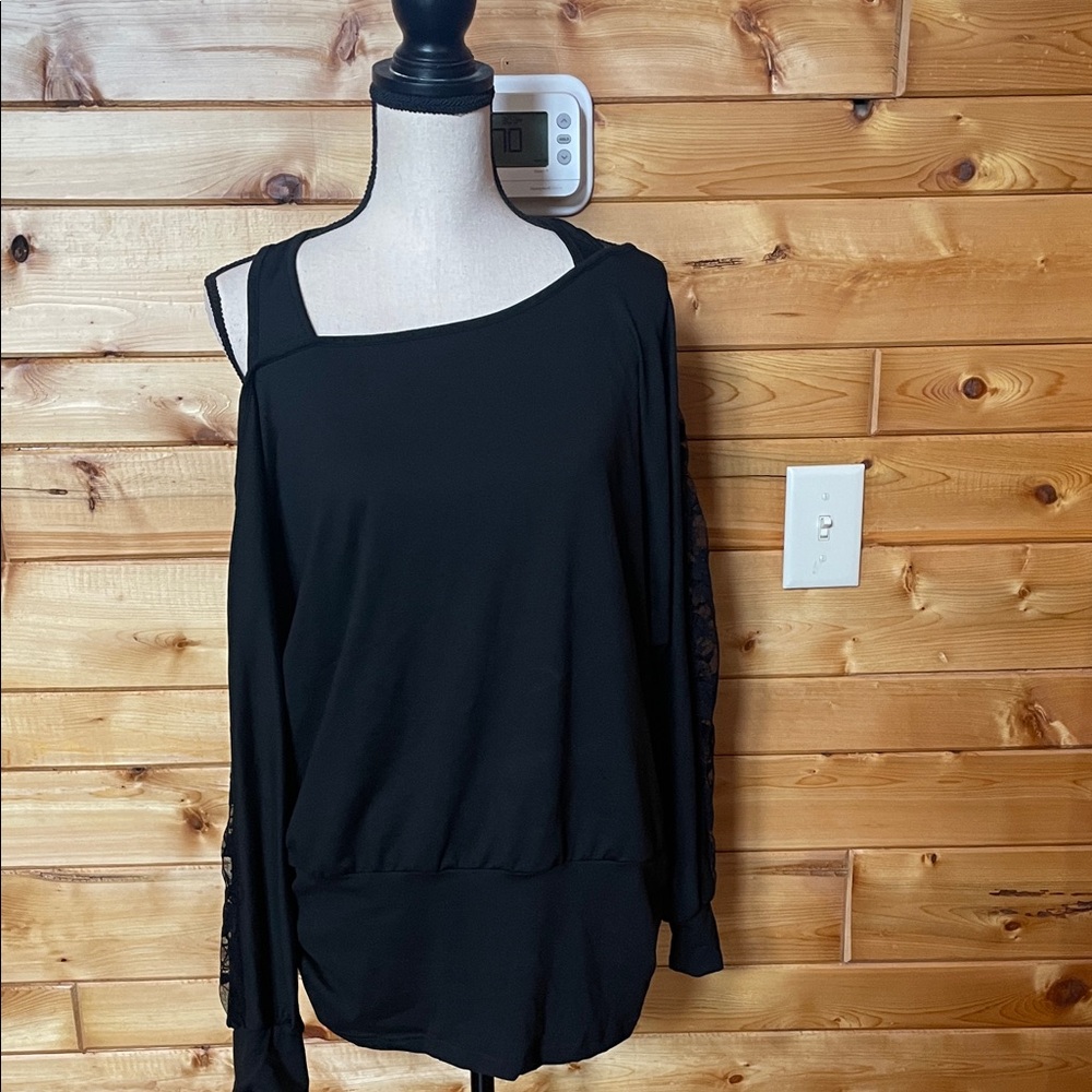 Women's Black Off-Shoulder Top